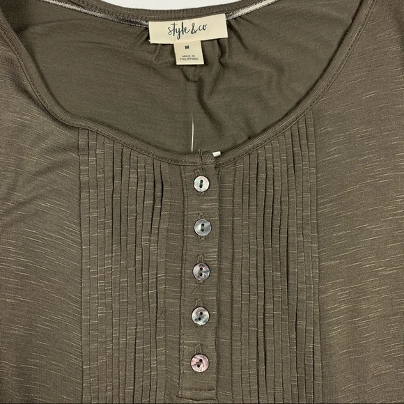 NWT Style Co Crew Neck Brown Long Sleeve Pleated Front Flowy Shirt Medium - Picture 4 of 12